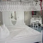 Und Restaurant Waldschlösschen Hotel 2*