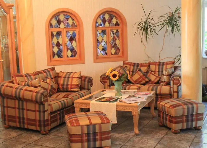 Ξενοδοχείο Und Restaurant Waldschloesschen Crivitz