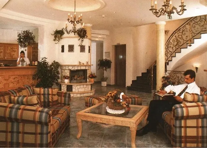 Ξενοδοχείο Und Restaurant Waldschloesschen Crivitz